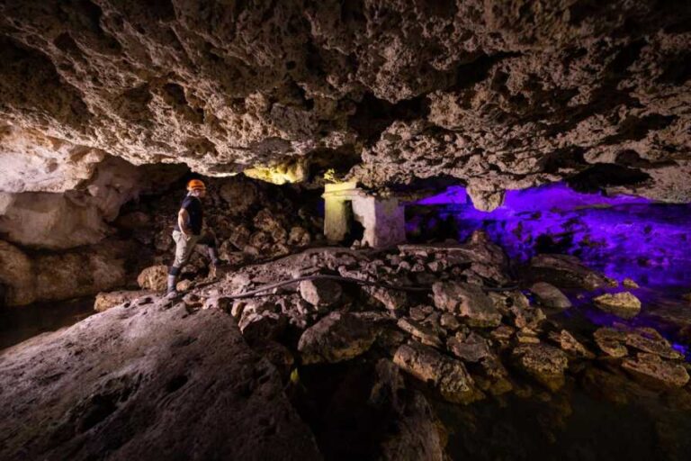 URGE ESTRATEGIA DE PRESERVACIÓN DE VESTIGIOS ARQUEOLÓGICOS DEBAJO DE PLAYA DEL CARMEN.