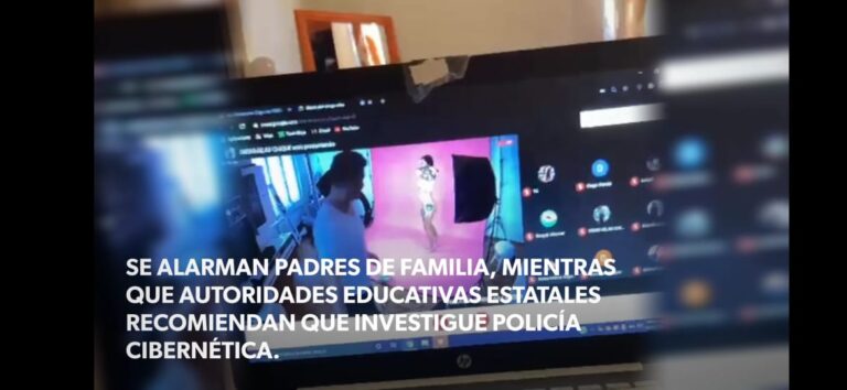 Padres de familia capturaron el momento en que se transmitió porno en clases de estudiantes de preparatoria privada, en Playa del Carmen, Quintana Roo.