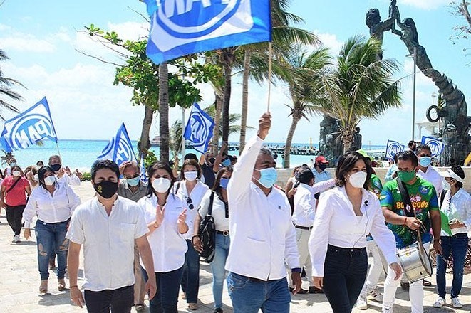 INICIA “BOMBARDEO POLÍTICO”,CON CAMPAÑAS DE ASPIRANTES A DIPUTADOS FEDERALES DEL DISTRITO 1 EN QUINTANA ROO