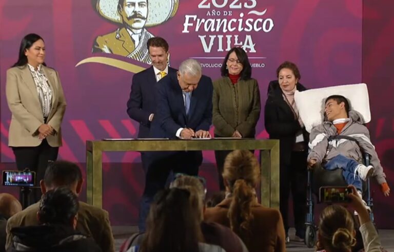 GOBIERNO FIRMA CONVENIO CON FUNDACIÓN TELETÓN PARA CREAR CENTRO DE BIENESTAR