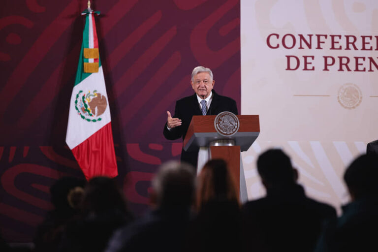 EN CINCO AÑOS SE HARÁN MÁS SUPERFICIES DE RIEGO QUE LO REALIZADO EN MÁS DE 30 AÑOS: AMLO