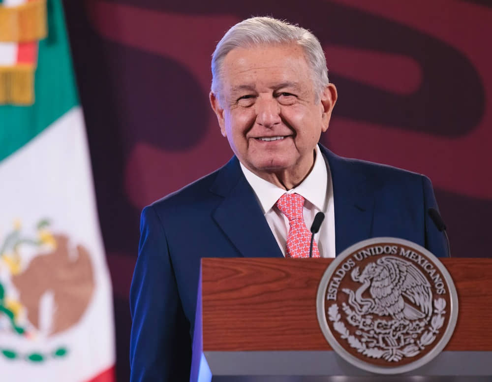 DESMIENTE AMLO GASOLINAZO, "LOS PRECIOS SIGUEN ESTABLES"