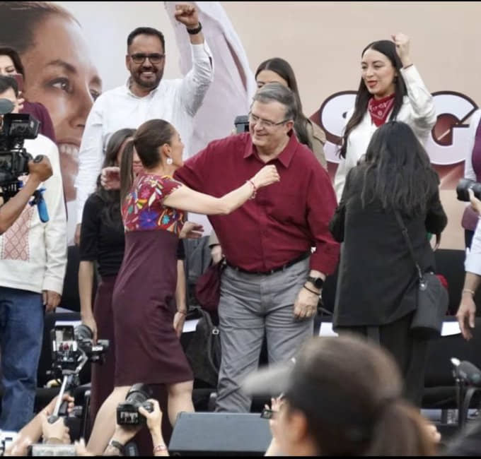 CIERRA SHEINBAUM PRECAMPAÑA EN EL MONUMENTO DE LA REVOLUCIÓN