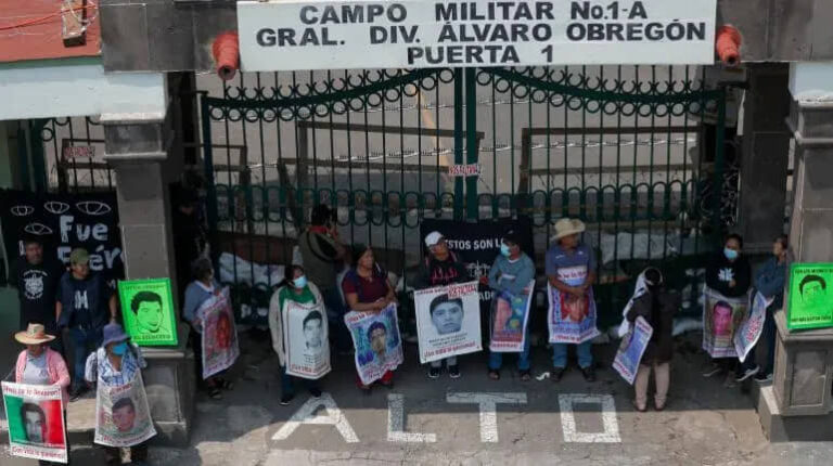 SALEN DE PRISIÓN MILITARES SEÑALADOS POR DESAPARICIÓN FORZADA EN CASO AYOTZINAPA