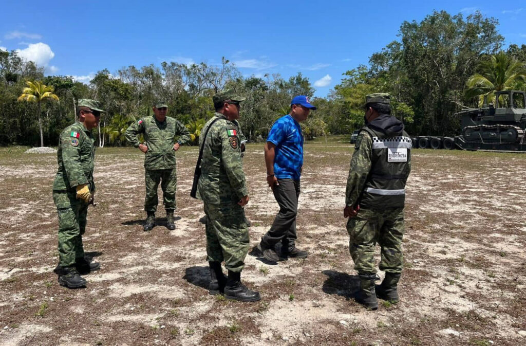 Reconoce López Obrador contribución del Ejército en programas y obras públicas.