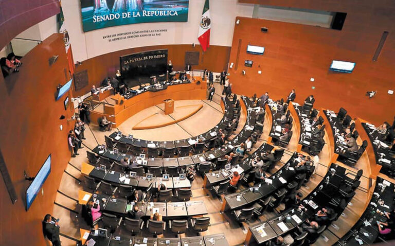 AVALA EL SENADO REFORMA CONSTITUCIONAL SOBRE SIMPLIFICACIÓN ORGÁNICA