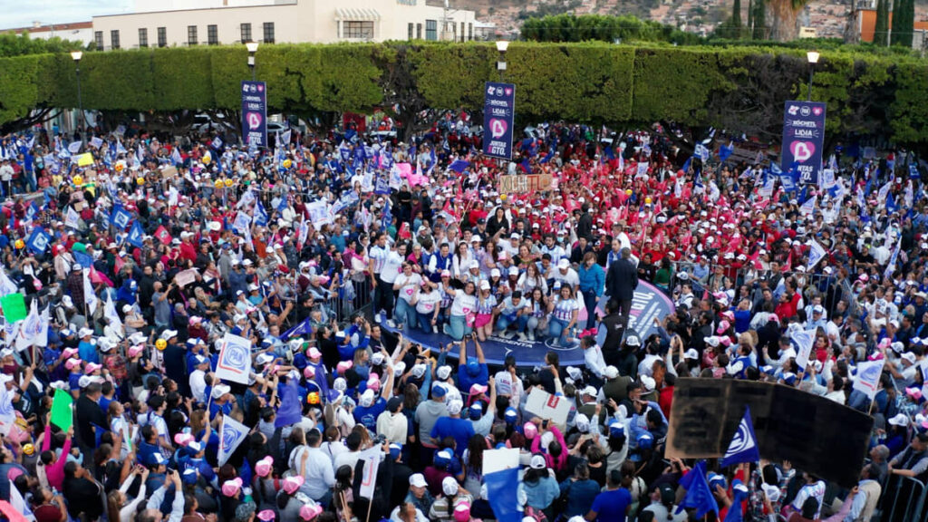 EN GUANAJUATO CIERRA XÓCHITL PRECAMPAÑA PRESIDENCIAL