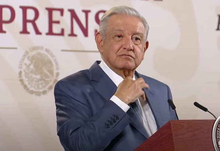 "Un magistrado del tribunal está pidiendo que se revise mi libro y se prohíba": AMLO