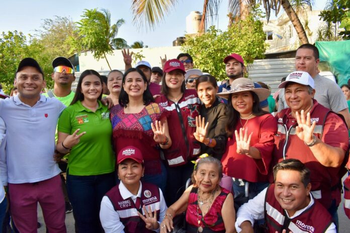 • Acompañan a Estefanía Mercado las candidatas al Senado Anahí González; y al Congreso local, María José Osorio, Distrito 10 y Silvia Dzul, Distrito XII.