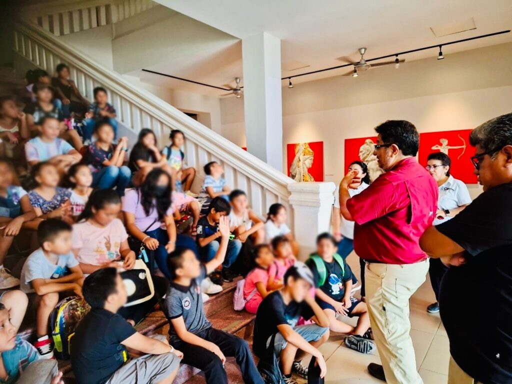 CONMEMORAN EL DÍA INTERNACIONAL DE LOS MUSEOS CON LA VISITA DE LA NIÑEZ COZUMELEÑA