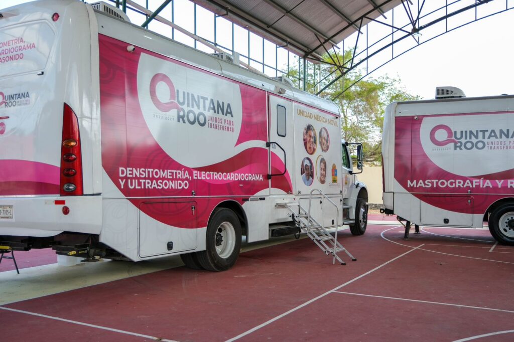 HABITANTES DE LAS COMUNIDADES RURALES DE FELIPE CARRILLO PUERTO RECIBEN SERVICIOS DE SALUD CON CARAVANAS MÓVILES