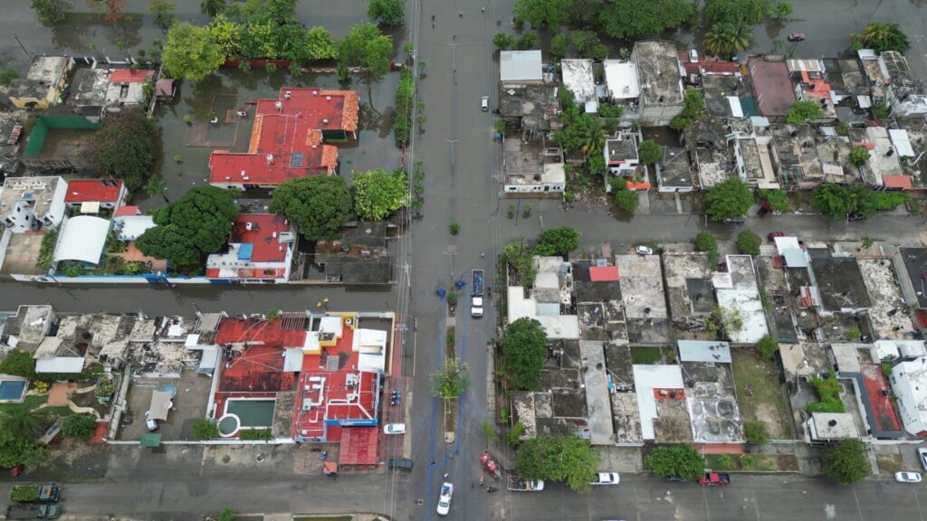 EL INSTITUTO GEOGRÁFICO Y CATASTRAL DEL ESTADO REALIZA VUELOS CON DRON PARA ACTUALIZAR REPORTES DE AFECTACIONES POR LLUVIAS EN LAS COLONIAS DE CHETUMAL