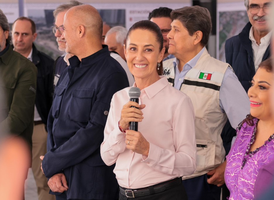 CELEBRA AMLO CONTINUIDAD DE PROGRAMAS DE BIENESTAR CON CLAUDIA SHEINBAUM