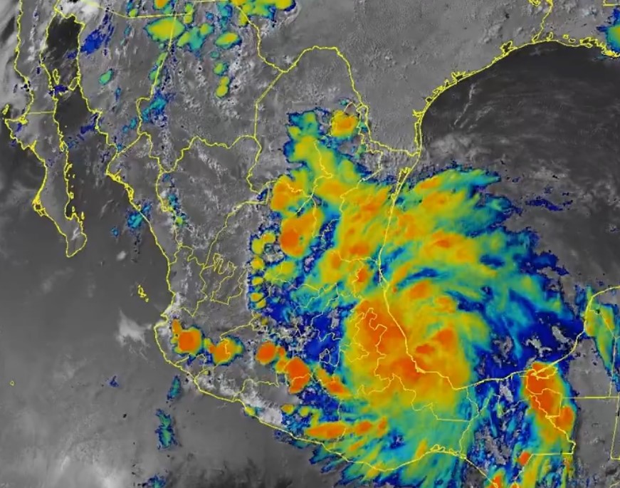 ‘CHRIS’ SE DEGRADA A DEPRESIÓN TROPICAL