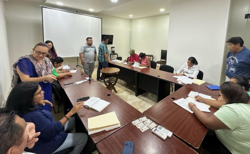 Quintana Roo atiende a habitantes de asentamientos irregulares en Chetumal