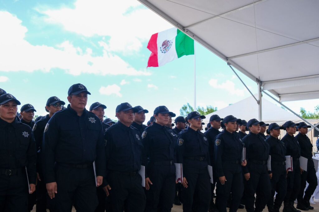 QUINTANA ROO REFUERZA SU SEGURIDAD CON 101 NUEVOS POLICÍAS CAPACITADOS Y COMPROMETIDOS: MARA LEZAMA
