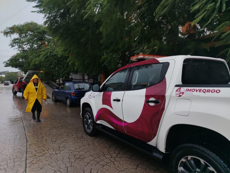 IMOVEQROO Activa Operativo Tormenta en Quintana Roo en apoyo a conductores y vehículos afectados por la Tormenta Tropical Helen