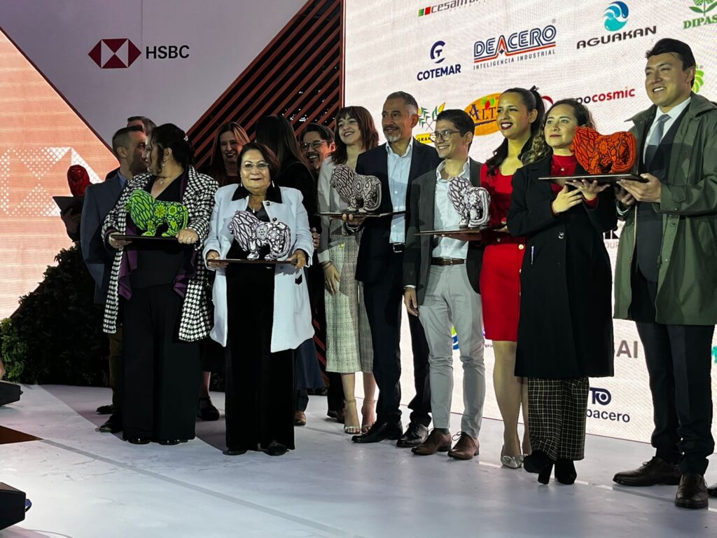 PREMIAN A GRUPO LOMAS POR FOMENTAR LA INCLUSIÓN E IMPULSAR TALENTO FEMENINO EN MÉXICO