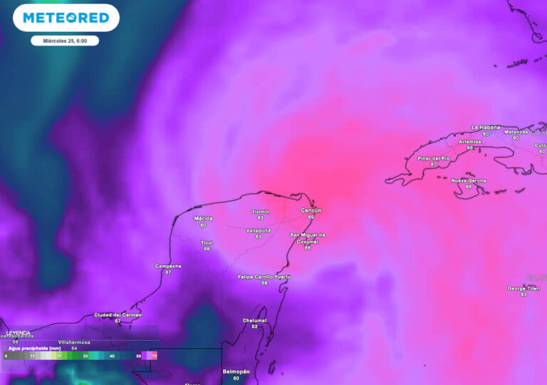 HURACÁN HELENE PROVOCA LLUVIAS TORRENCIALES EN LA PENÍNSULA DE YUCATÁN