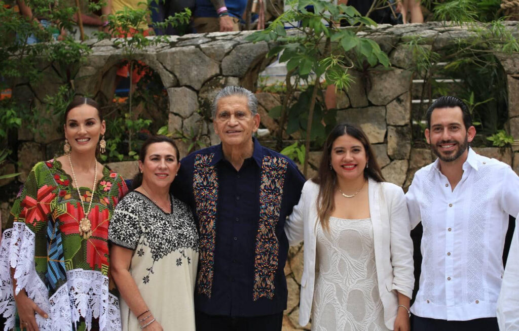 Gobierno de Solidaridad, presente en el tradicional Festival de Vida y Muerte de Xcaret