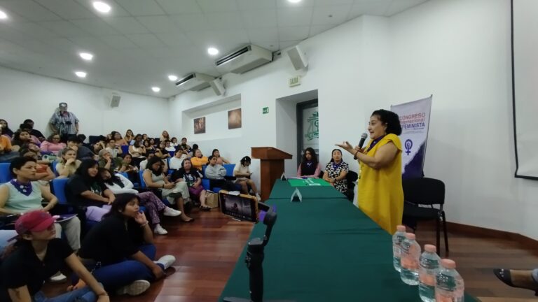 REIVINDICAN HISTÓRICAMENTE A MARÍA UICAB, EN 1ER CONGRESO INTERNACIONAL FEMINISTA