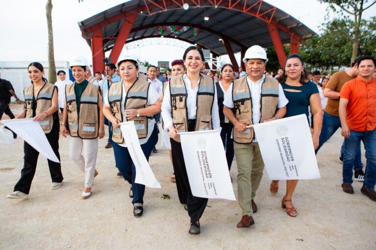 INICIA ESTEFANÍA MERCADO SU PROGRAMA DE OBRAS PÚBLICAS EN PUERTO AVENTURAS