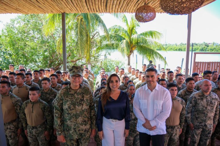 GARCÍA HARFUCH Y RAYMUNDO PEDRO MORALES PRESENTAN LA ESTRATEGIA NACIONAL DE SEGURIDAD EN QUINTANA ROO