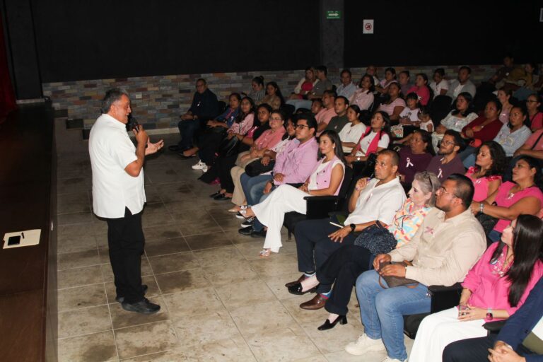 EXITOSA CONFERENCIA MAGISTRAL: “DEL CÁNCER SE HABLA, UN PASO A LA VIDA”