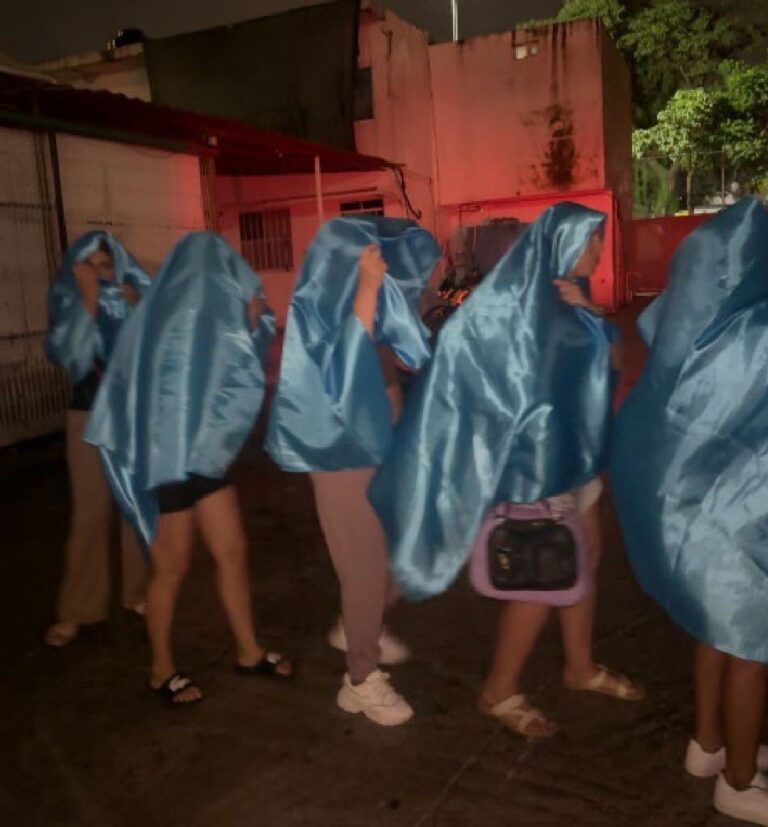 RESCATAN A 14 MUJERES VÍCTIMAS DE EXPLOTACIÓN SEXUAL, HAY UN DETENIDO