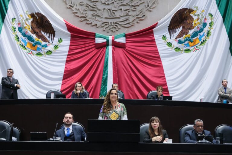 A 50 AÑOS, QUINTANA ROO TIENE RUMBO FIJO POR EL CAMINO DE LA TRANSFORMACIÓN: MARA LEZAMA