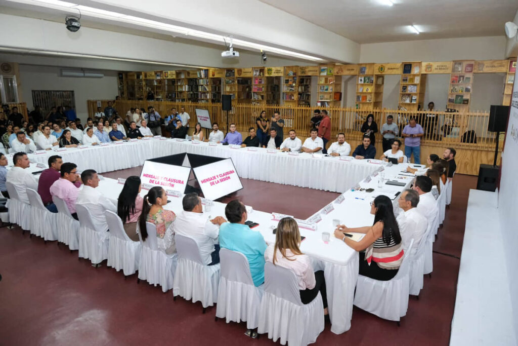 MARA LEZAMA IMPULSA PLAN A 25 AÑOS PARA EL DESARROLLO DE QUINTANA ROO