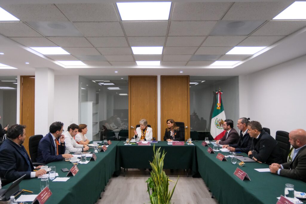 QUINTANA ROO IMPULSA ESTRATEGIAS INNOVADORAS PARA LA CONSERVACIÓN AMBIENTAL Y EL COMBATE AL SARGAZO