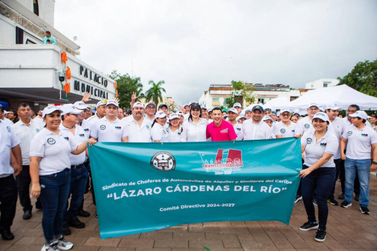 MILES DE SOLIDARENSES DESFILAN PARA CONMEMORAR EL 114 ANIVERSARIO DEL INICIO DE LA REVOLUCIÓN MEXICANA