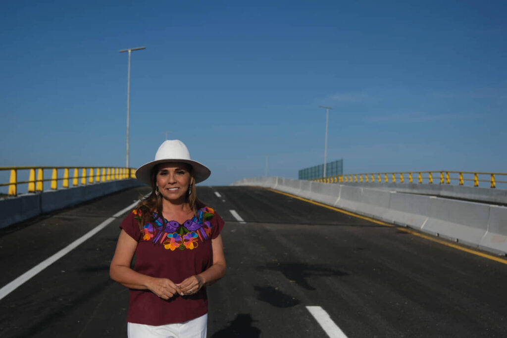 ENTRA EN SERVICIO NUEVO PUENTE EN CHETUMAL